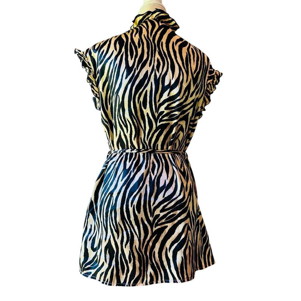 Seductive Wear Zebra Print Lingerie Set w/ Matching Robe Size M Satin Babydoll - Picture 8 of 12